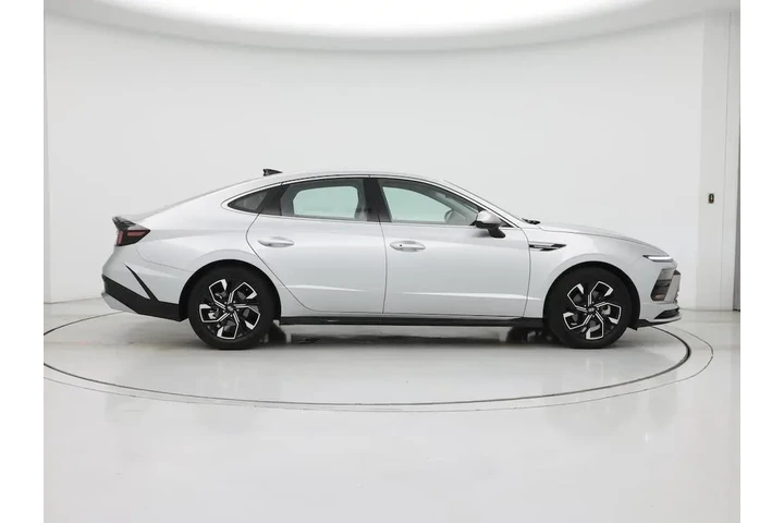 $24998 : Hyundai SONATA 2025 SEL 4dr image 7