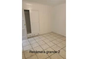 Recámara grande 94 y Avalon en Los Angeles