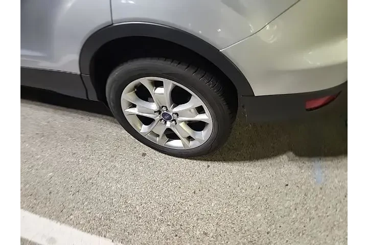 $10990 : Ford Escape 2014 Titanium 4d image 9