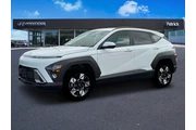 $24998 : Hyundai KONA 2025 AWD SEL 4d thumbnail