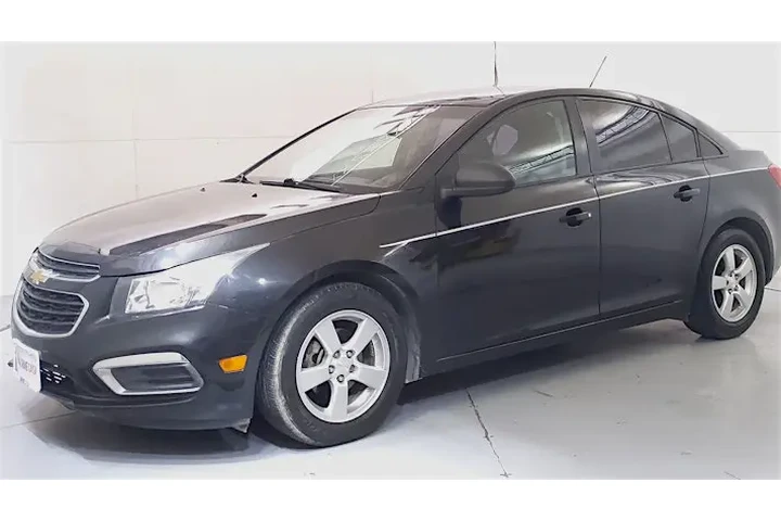 2015 Escape SE 4WD image 2