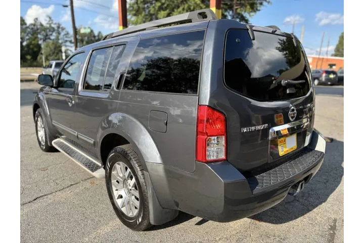 2012 Pathfinder Silver Edition image 6
