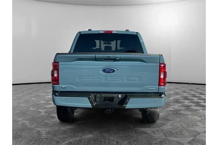 $39983 : Ford F-150 2023 4x4 XLT 4dr image 4