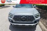 PRE-OWNED 2021 TOYOTA TACOMA en Madison WV