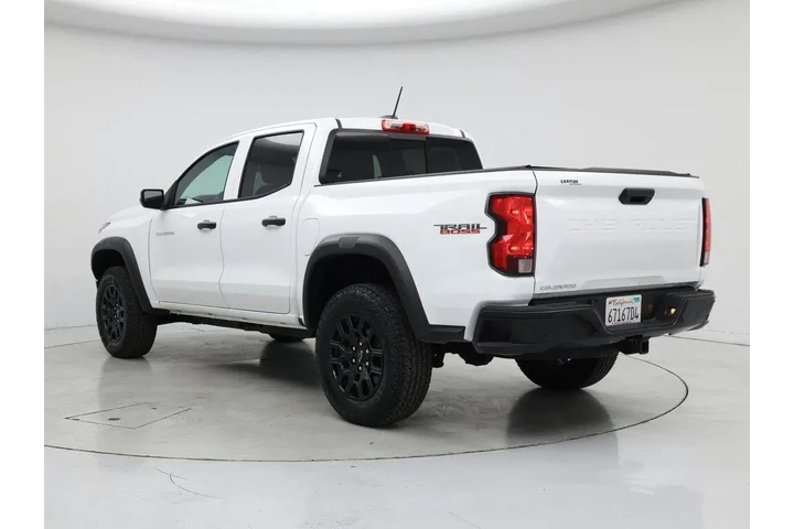 $38998 : Chevrolet Colorado 2024 4x4 image 2