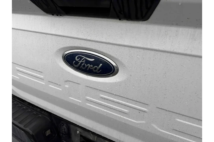 $30369 : Ford F-150 2022 4x4 XLT 4dr image 9