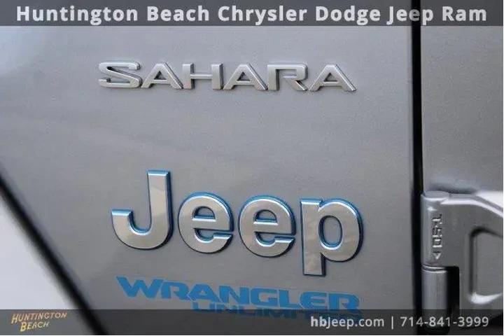 $26400 : Jeep Wrangler Unlimited 2021 image 7