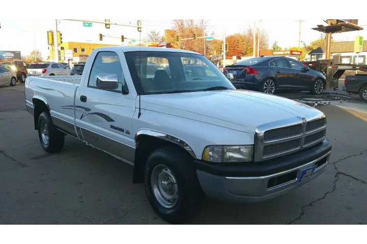 $2599 : 1997 Ram 1500 LT image 5