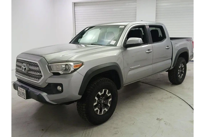 $24998 : Toyota Tacoma 2016 4x2 SR5 V image 3
