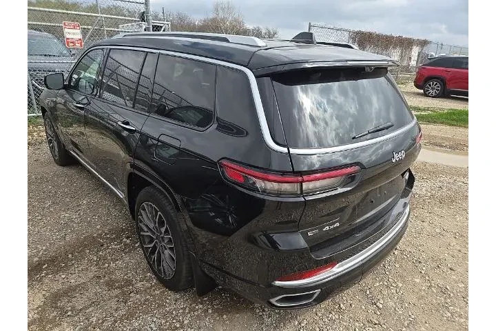$31808 : Jeep Grand Cherokee L 2021 4 image 2