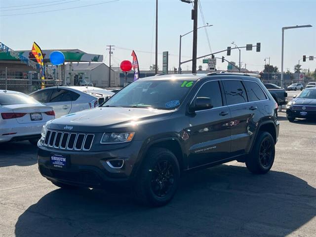 $16395 : 2016 Grand Cherokee Laredo image 4