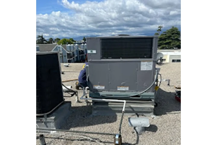 Instalación y Reparación de AC image 4