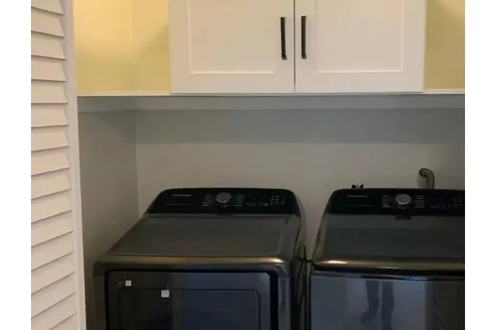 $1450 : Available 1Bedroom Apt  in LA image 7