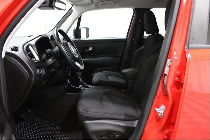 $20733 : Jeep Renegade 2023 4x4 Latit image 3