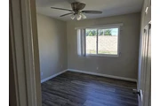 $900 : Beautiful Home...LAKEWOOD,CA thumbnail