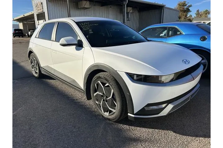 $19995 : Hyundai IONIQ 5 2022 SE 4dr image 2