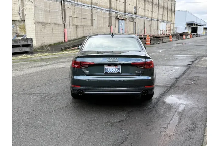 2017 A4 2.0T quattro Premium image 9