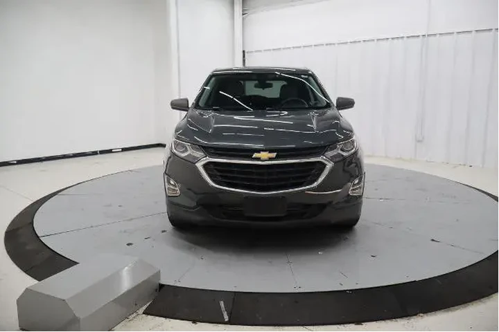 $18557 : Chevrolet Equinox 2020 LS 4d image 9