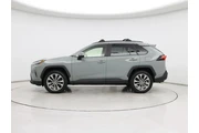 $31998 : Toyota RAV4 2023 AWD XLE Pre thumbnail