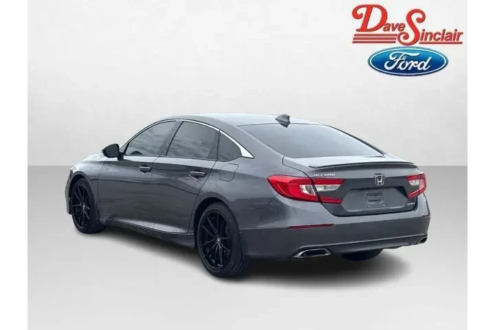 $15777 : Honda Accord 2018 Sport 4dr image 9