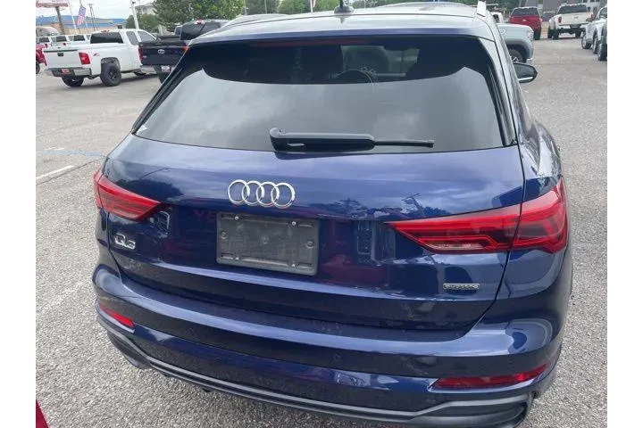 $17495 : Audi Q3 2021 AWD quattro S l image 7