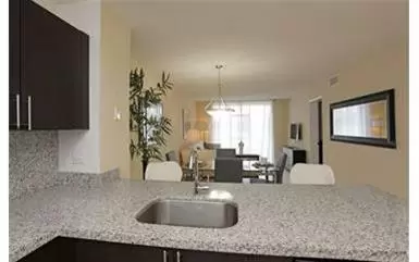 $2350 : Miami Lakes image 1