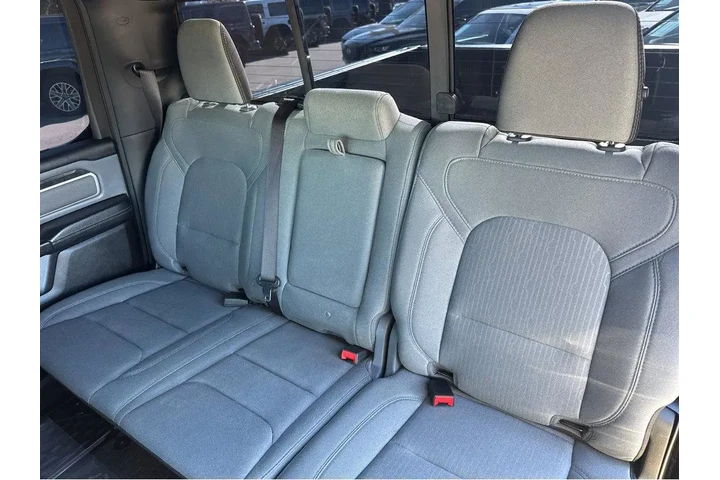 $28477 : 2022 1500 Big Horn image 9