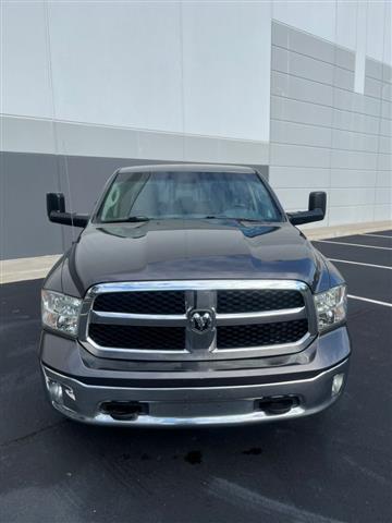 $15995 : 2014 RAM 1500 SLT Quad Cab 4WD image 3