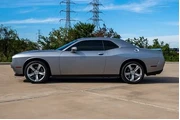 $14307 : Dodge Challenger 2018 R/T 2d thumbnail