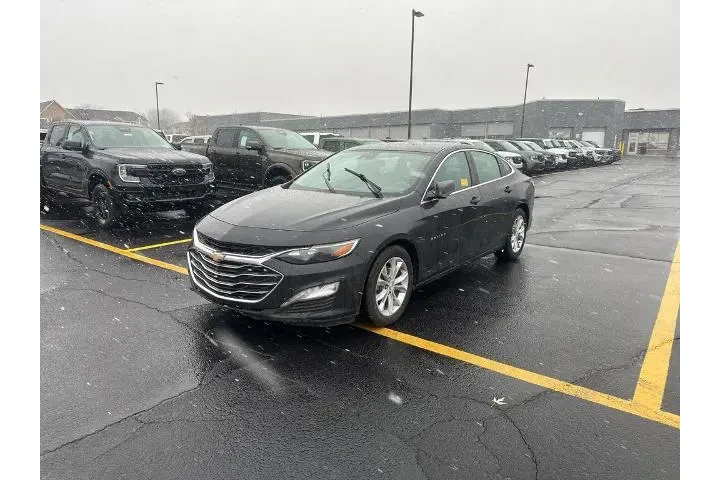 $15081 : Chevrolet Malibu 2022 LT 4dr image 1