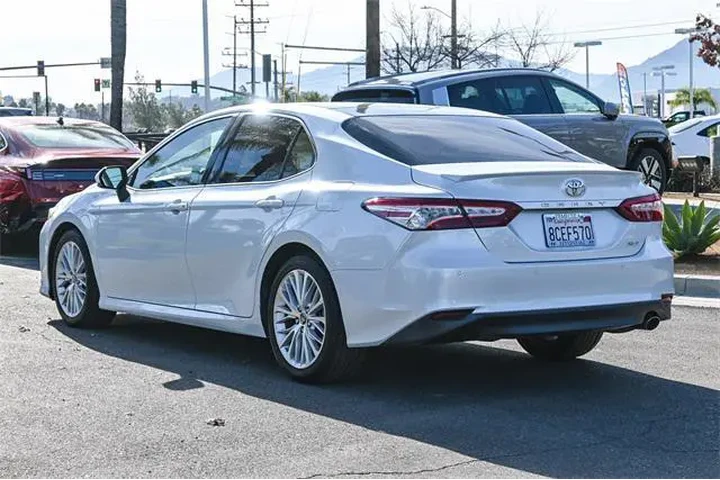 $17500 : Toyota Camry 2018 XLE 4dr Se image 7