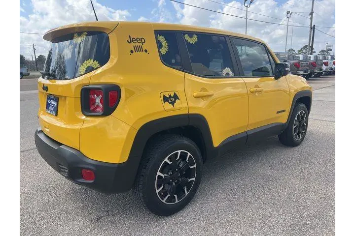 $19495 : Jeep Renegade 2023 4x4 (Red) image 5