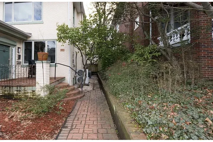 $1200 : HOUSE RENT IN WASHINGTON DC image 10