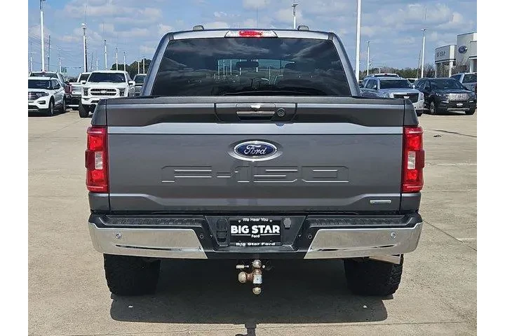 $37995 : Ford F-150 2023 4x4 XLT 4dr image 4