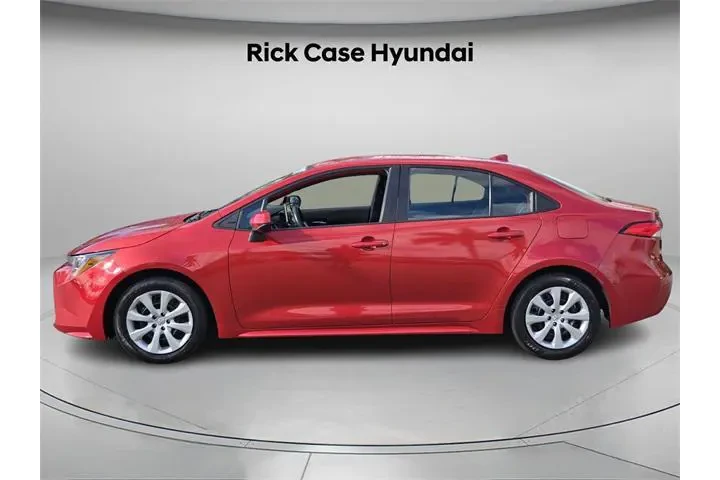 $13993 : Toyota Corolla 2021 LE 4dr S image 3