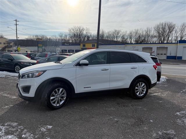 $10990 : 2016 Sorento image 4