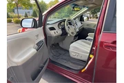$10000 : 2013 Sienna LE thumbnail