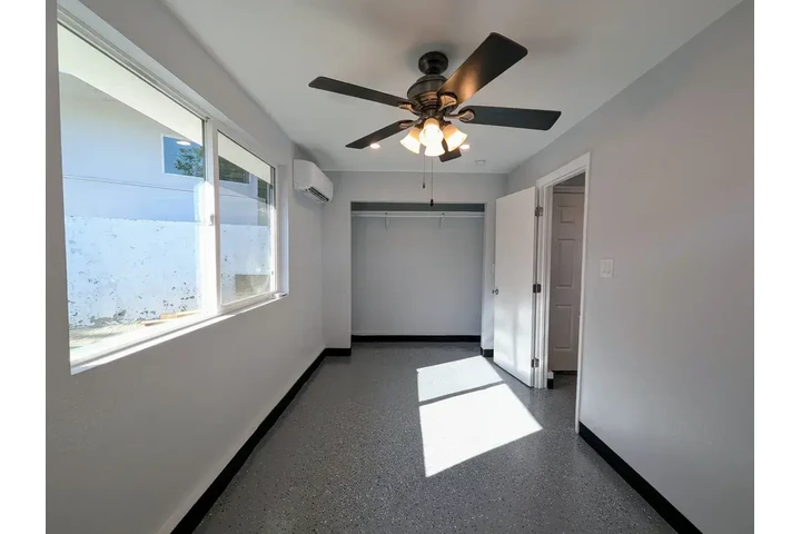 $1150 : private and peaceful Home image 5