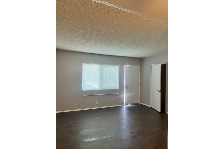 $1595 : For rent apt image 5