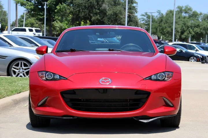 $22979 : 2017 MX-5 Miata RF Grand Tour image 4