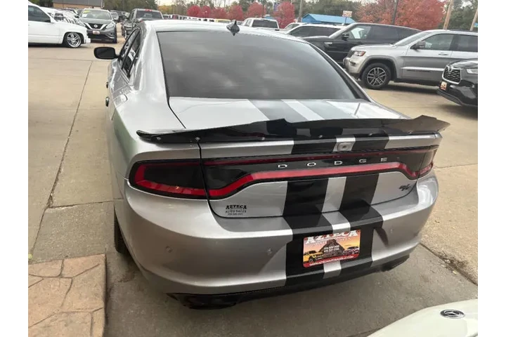 $12950 : 2017 Charger R/T image 6