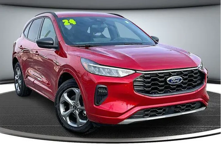 $27000 : Ford Escape 2024 AWD ST-Line image 3