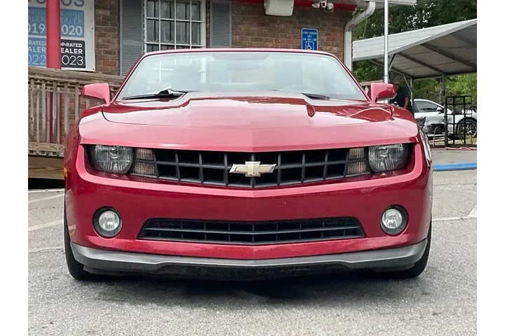 $14285 : Chevrolet Camaro 2013 LT 2dr image 2