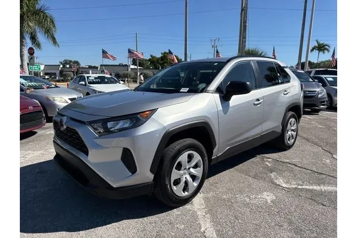 $19888 : Toyota RAV4 2021 LE 4dr SUV image 7