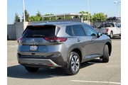 $20900 : Nissan Rogue 2022 SV 4dr Cro thumbnail