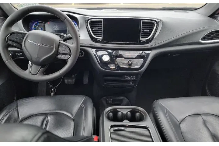 2022 Pacifica Hybrid Touring L image 6