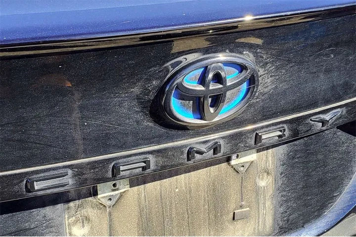 $27991 : Toyota Camry Hybrid 2023 SE image 8