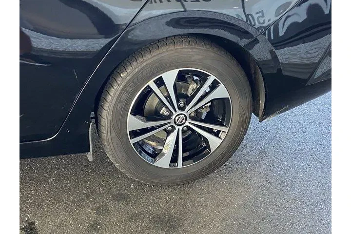 Nissan Sentra 2020 SV 4dr Se image 10