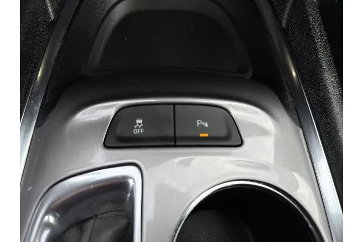 $17950 : Chevrolet Malibu 2024 LT 4dr image 9