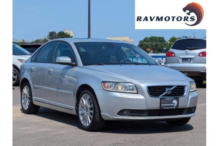 $6985 : 2008 S40 T5 image 1